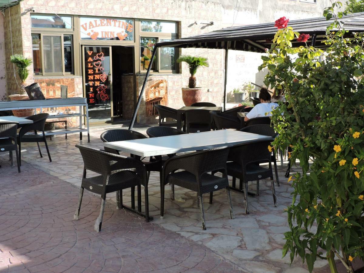 Valentine Inn Luxury Wadi Musa Exterior photo